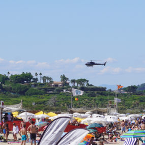 Ramatuelle-Helicopteres-survol-plage-population